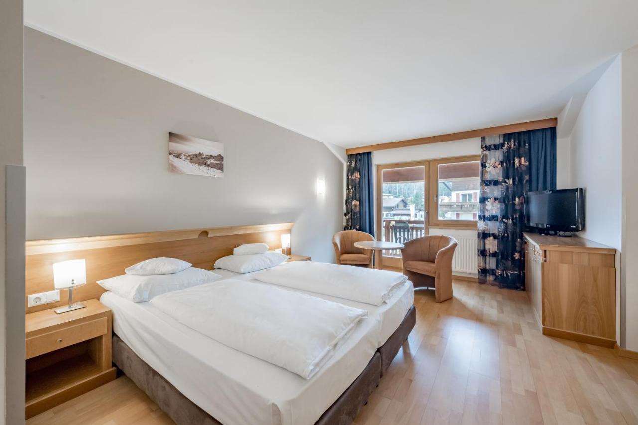 Hotel Zum Gourmet Seefeld in Tirol Eksteriør billede