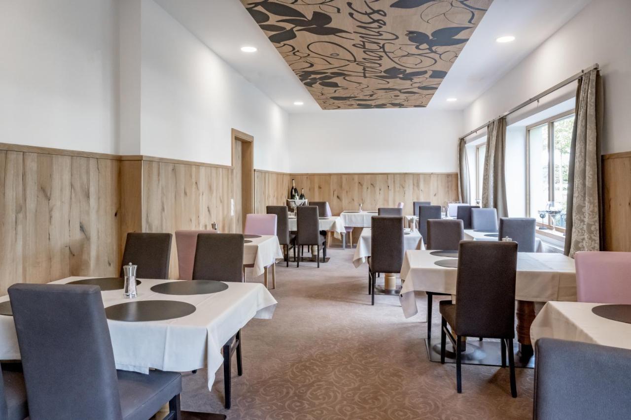 Hotel Zum Gourmet Seefeld in Tirol Eksteriør billede